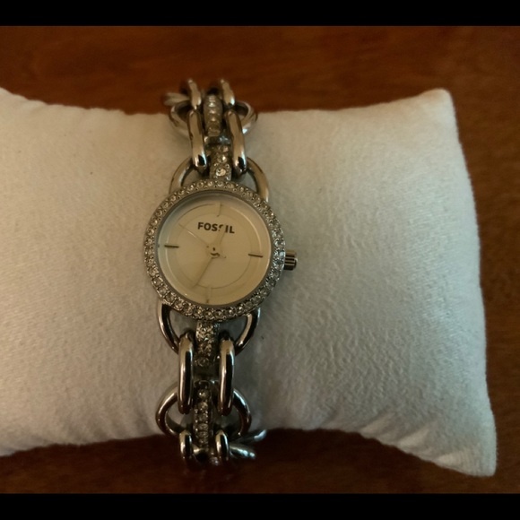Fossil Women’s crystal embellished watch - Picture 2 of 6